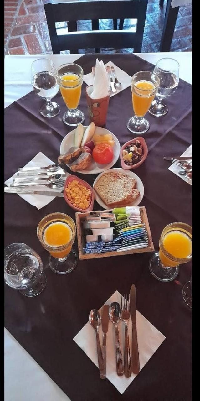Hosteria Aguas Coloradas Purmamarca Bagian luar foto